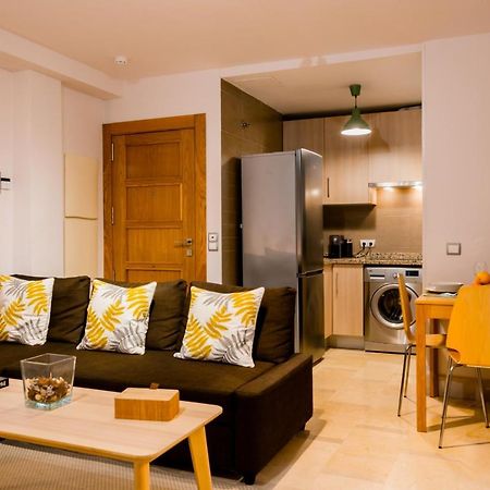Azofaifo Donkey Apartment เซบีญา ภายนอก รูปภาพ