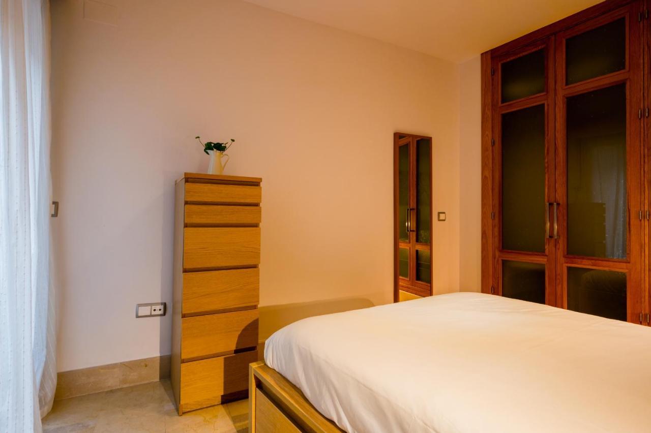 Azofaifo Donkey Apartment เซบีญา ภายนอก รูปภาพ