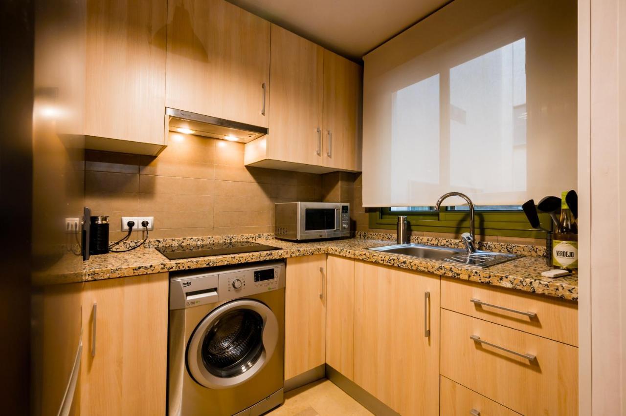 Azofaifo Donkey Apartment เซบีญา ภายนอก รูปภาพ