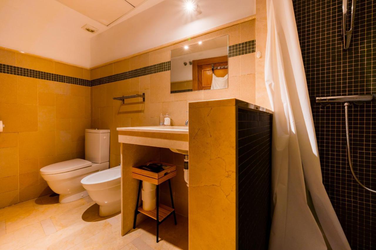 Azofaifo Donkey Apartment เซบีญา ภายนอก รูปภาพ