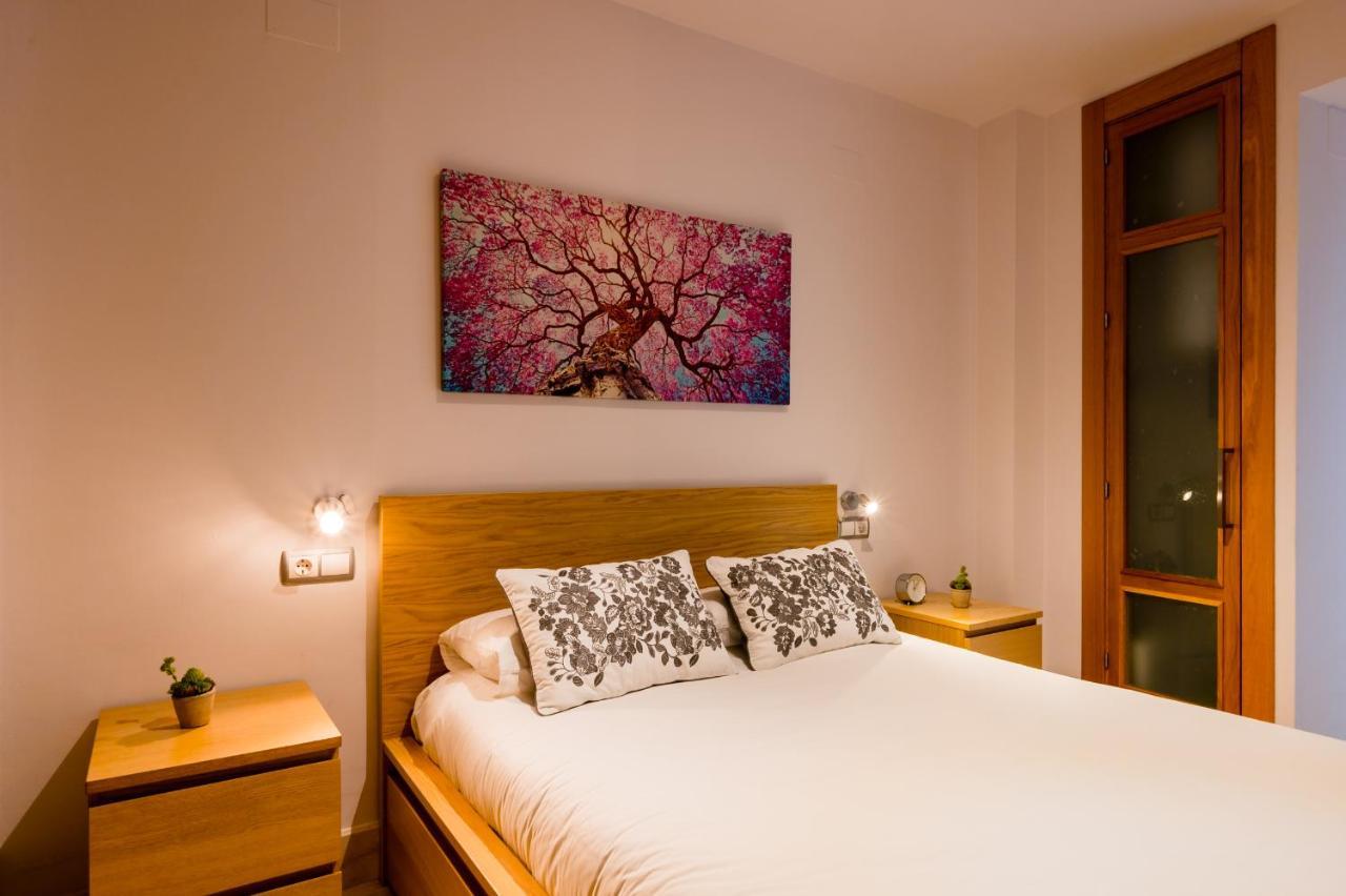 Azofaifo Donkey Apartment เซบีญา ภายนอก รูปภาพ