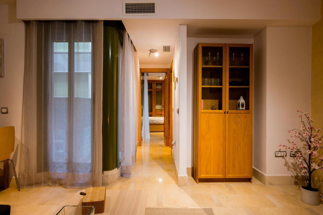 Azofaifo Donkey Apartment เซบีญา ภายนอก รูปภาพ